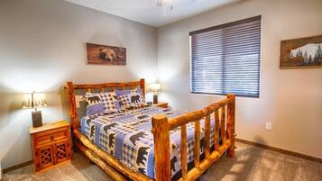 Iron/ironing board, free WiFi, bed sheets