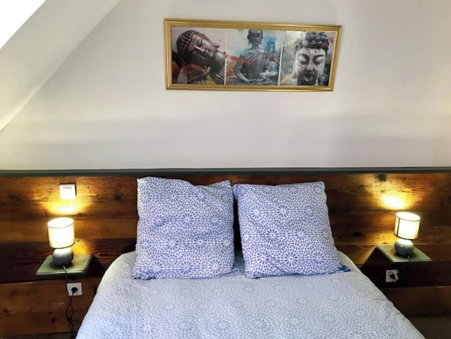 1 chambre, lit parapluie, Wi-Fi gratuit, draps fournis