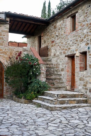 Exterior detail - Family property in the heart of Tuscany & Chianti Hillside (Vagliagli)