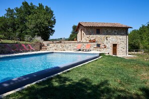 Piscine extérieure