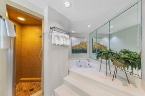 Shower, jetted bath, hair dryer, towels