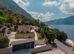 Exterior - Villa Mandragora-Exclusive 4 Bedroom Villa (Kotor)