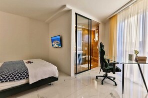 3 chambres, fer et planche à repasser, Wi-Fi gratuit