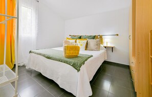 2 bedrooms, free WiFi, bed sheets