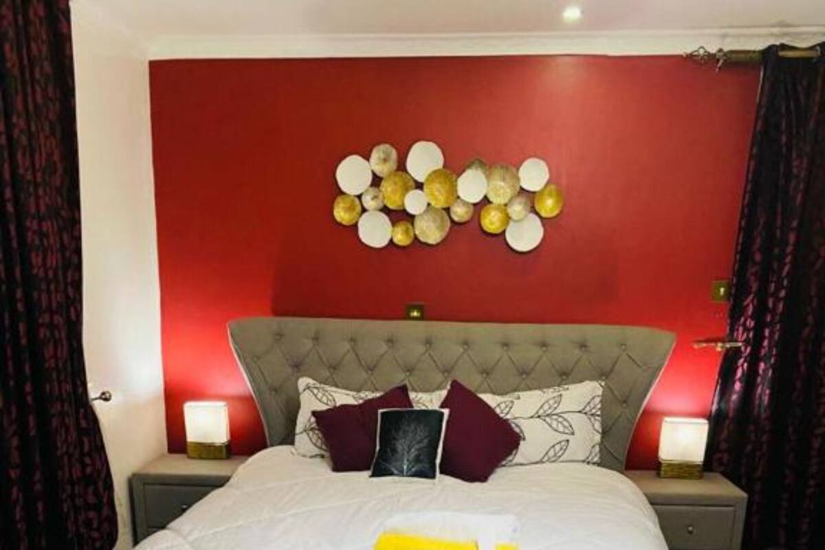 House, 4 Bedrooms
