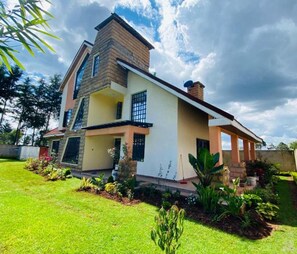 واجهة المنشأة