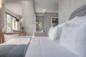 4 soverom, strykejern/-brett og wi-fi (inkludert)