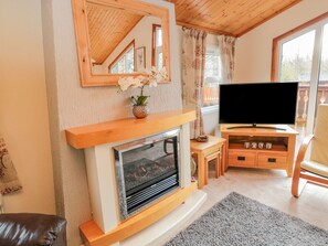 Cottage | Living area - 4 The Oaks (Morpeth)