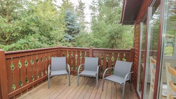 Cottage | Balcony