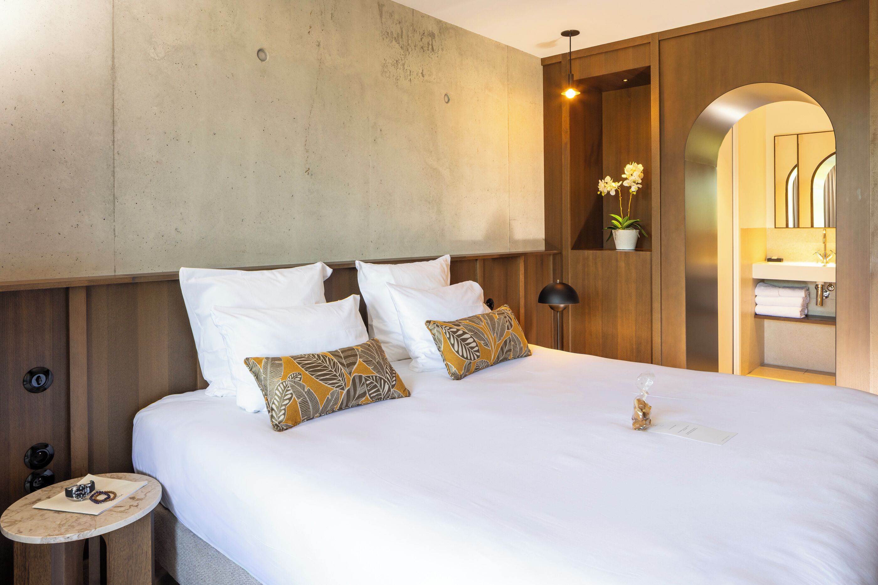 Kamar Double Superior | Kamar mandi | Shower, perlengkapan mandi gratis, pengering rambut, dan handuk