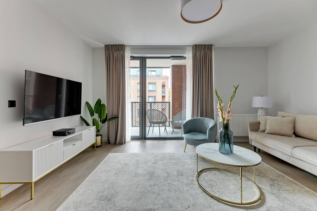 Deluxe Apartment