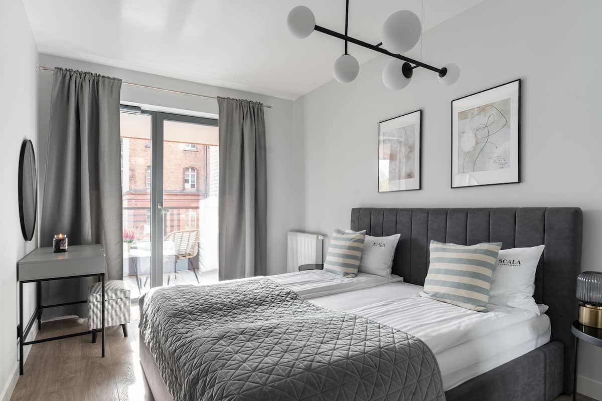 Classic Apartment | 2 bedrooms, premium bedding, individually decorated