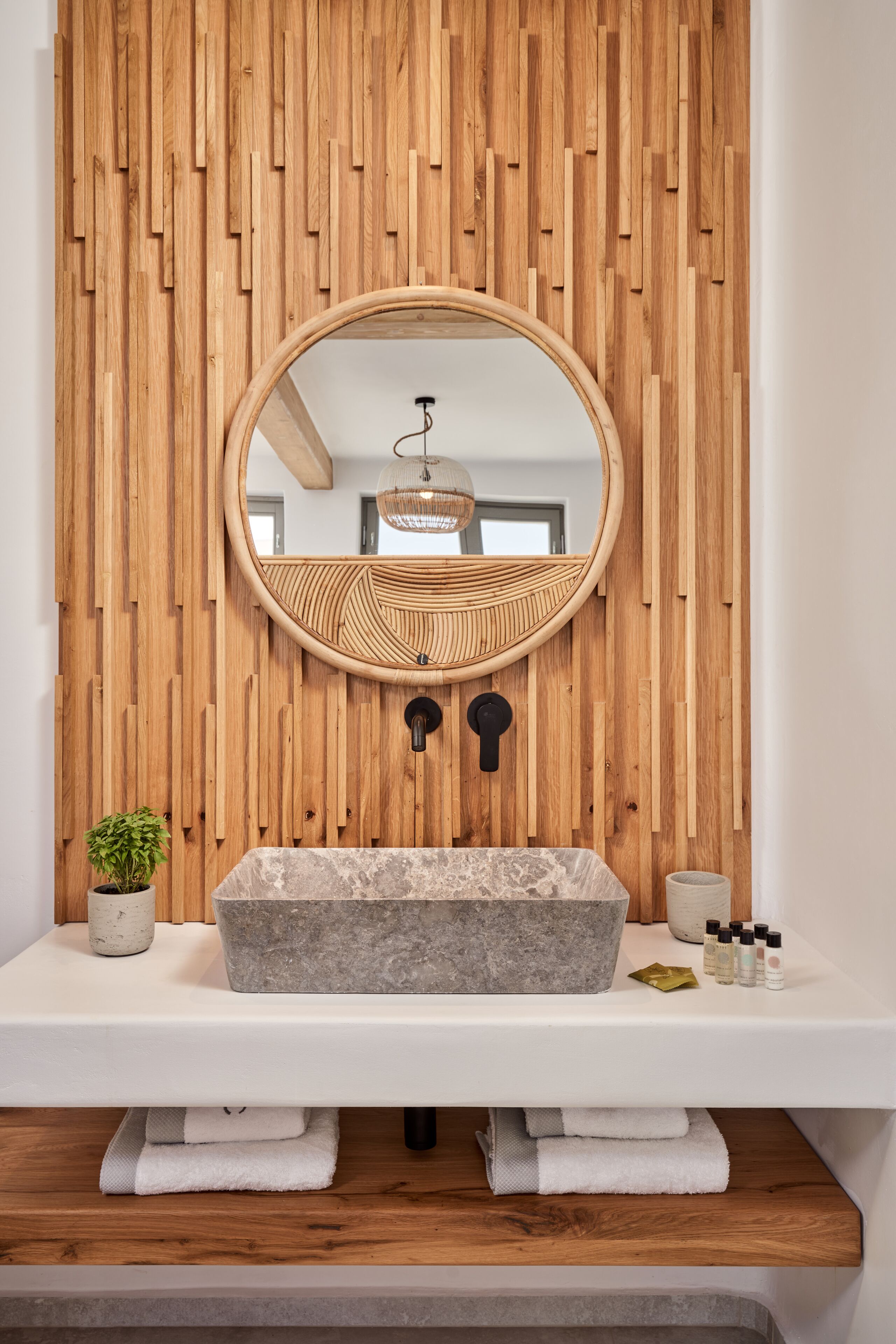 Photo - Ionic Suites