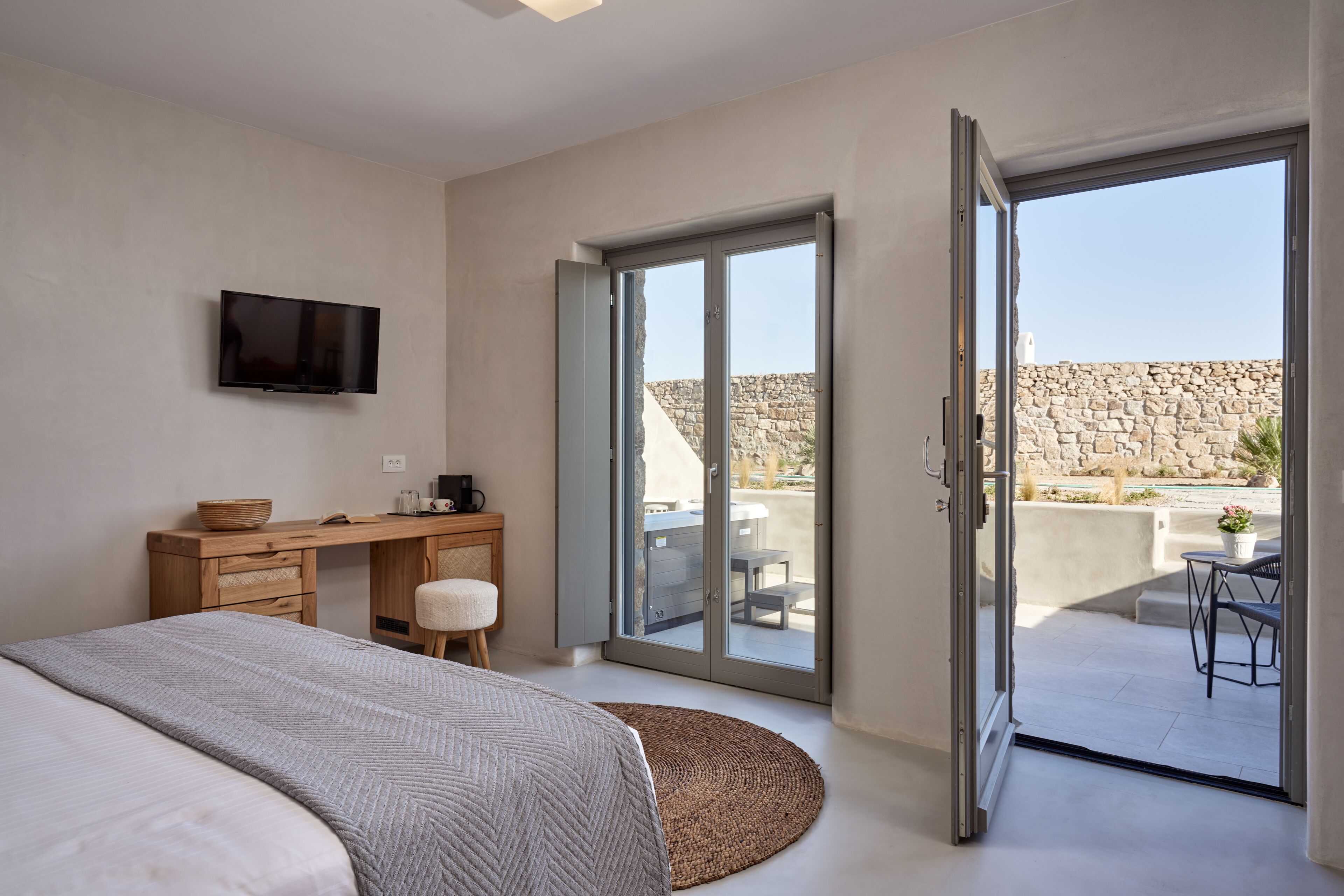 Photo - Ionic Suites