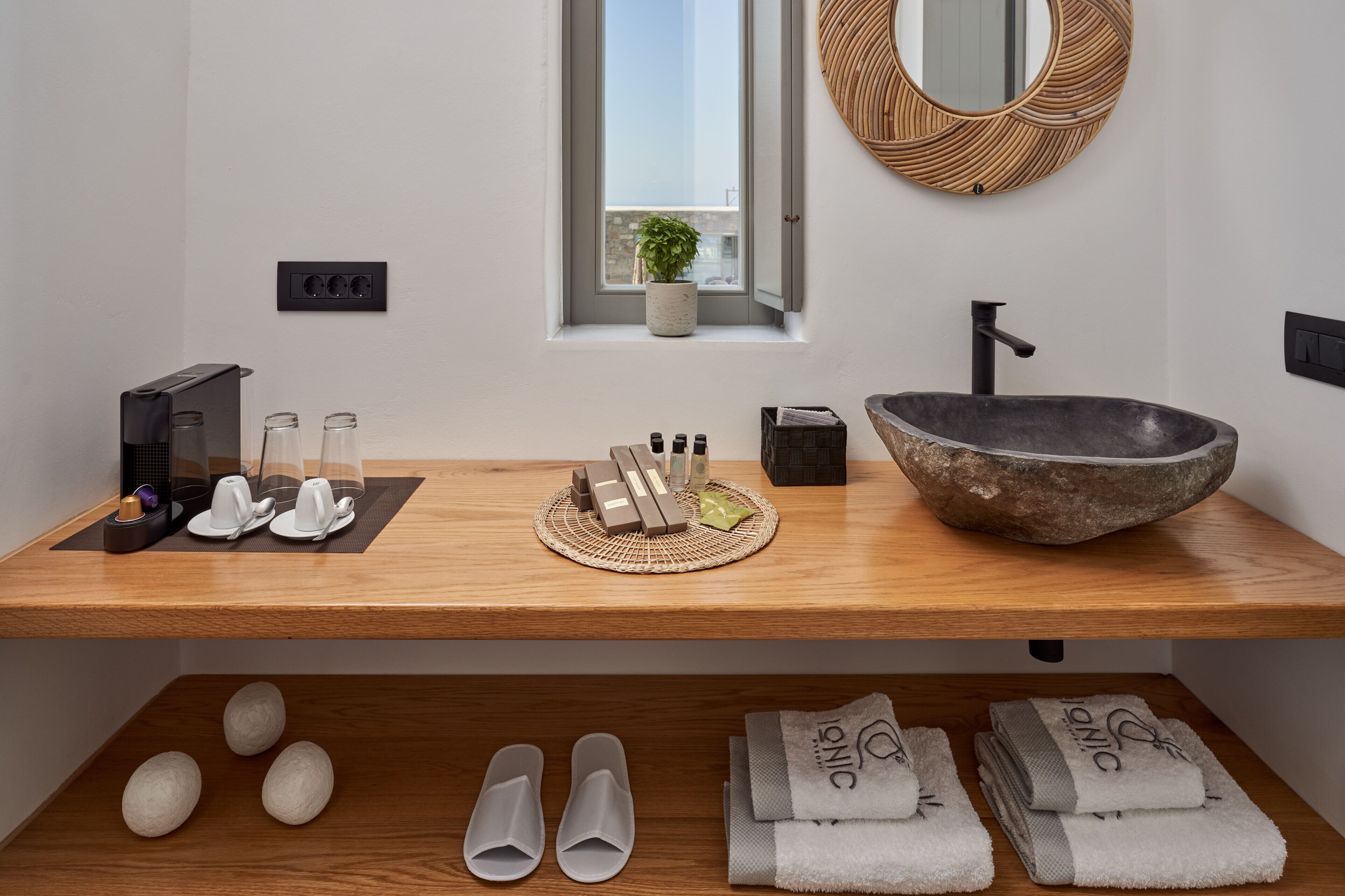Photo - Ionic Suites