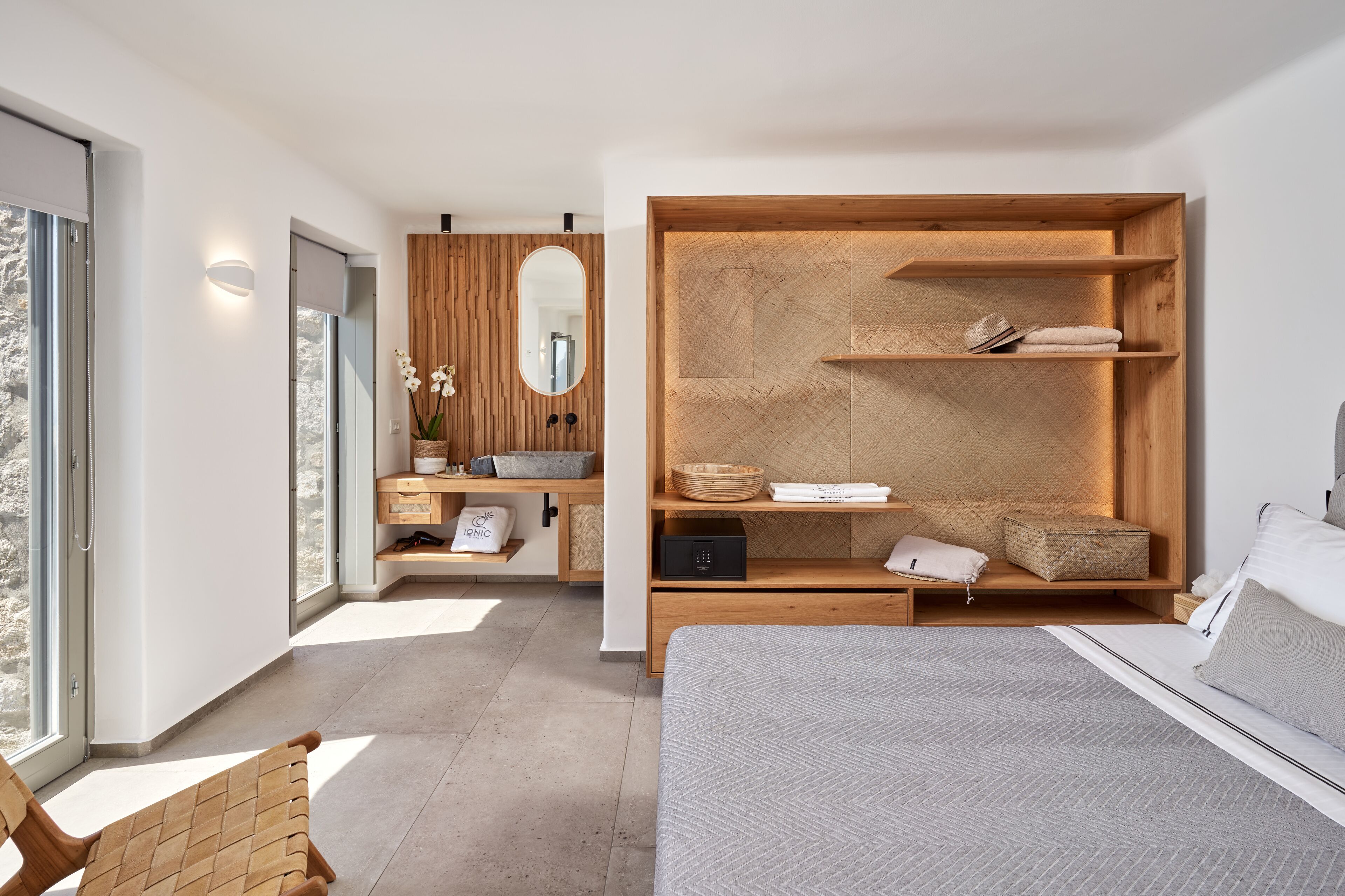 Photo - Ionic Suites