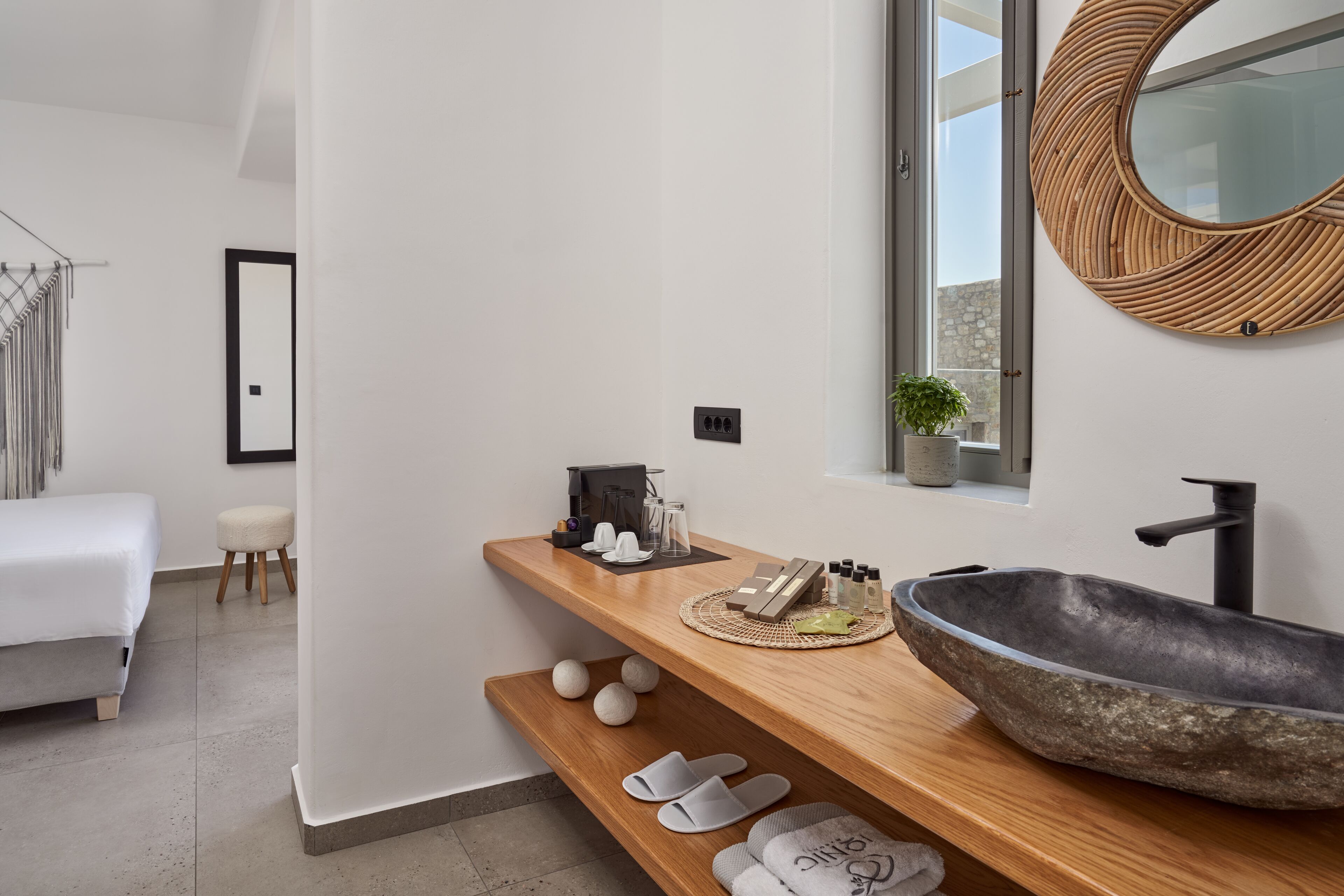 Photo - Ionic Suites