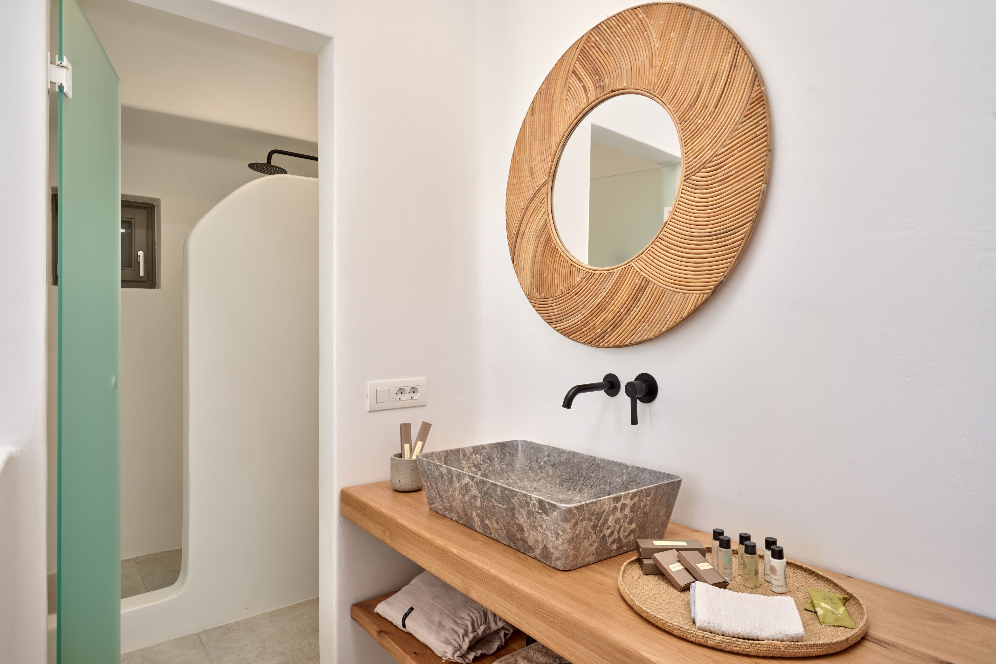 Photo - Ionic Suites