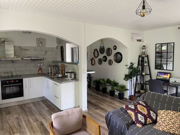 TV, printers - Villa Delia in Le Lamentin (Le Lamentin)