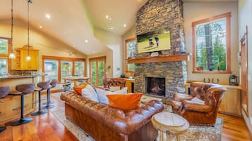 Smart TV, fireplace, foosball, table tennis
