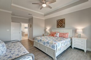 4 habitaciones, tabla de planchar con plancha y wifi gratis