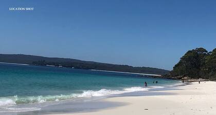 Sanctuary Cottage by Book Jervis Bay - Family Friendly and Affordable