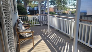 Property grounds - Sanctuary Cottage - Family and Pet Friendly (Sanctuary Point)