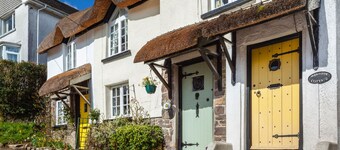 Thatched chocolate box 500year old cottage on the fringe of Exmoor National Park