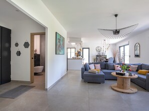 Televisio, pöytätennispöytä