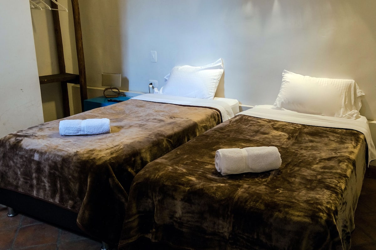 Draps en coton égyptien, literie de qualité supérieure, Wi-Fi gratuit