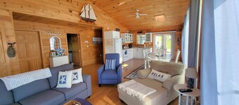 Water View Cottage With A/C In Quiet Location, Close To Amazing Beaches