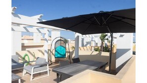 Outdoor dining - Apartment (Conceição)