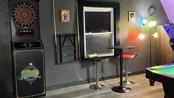 Pelihuone