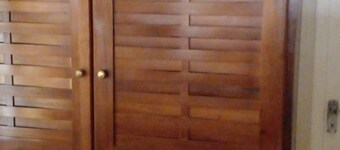 Happy and comfortable home- just 4 minutes from the river