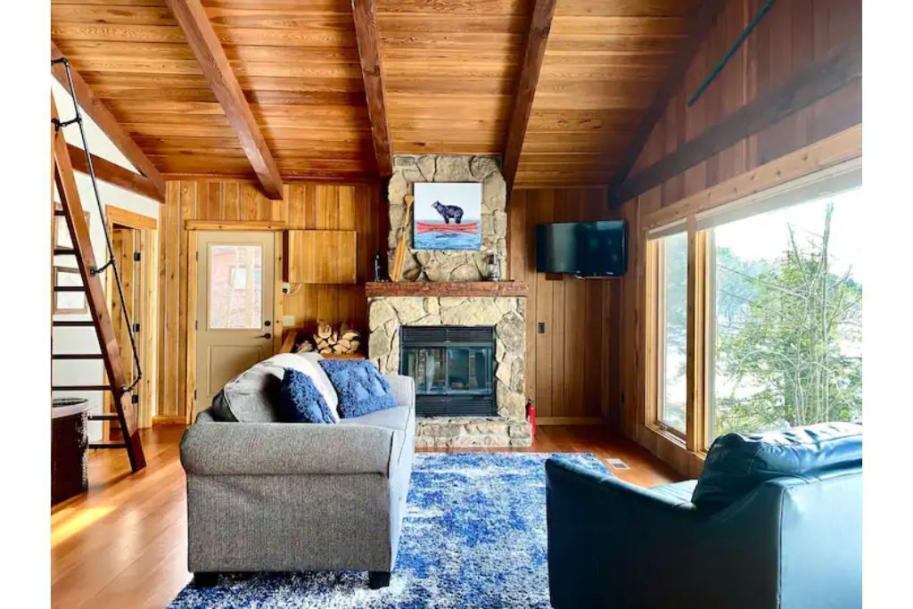 Beautiful Views, Quiet Bay on Bear Trap Lake