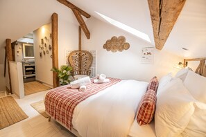 1 bedroom, iron/ironing board, travel cot, free WiFi