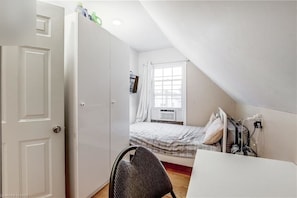 1 Schlafzimmer, Schreibtisch, WLAN