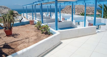 Bluu Bahari EE