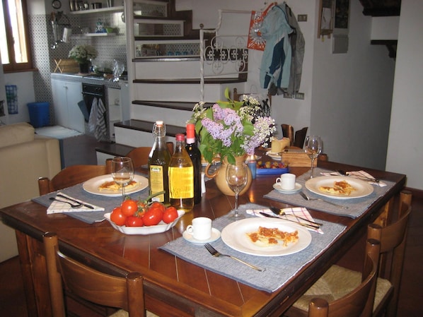 Apartment | Private kitchen - Casa Messi - Casa Messi a Vicolo Della Stella 35 Two-bedrooms Apartment With Balcony Standard Rate (Pitigliano)