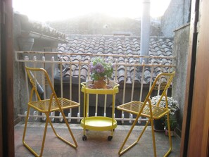 Apartment | Terrace/patio - Casa Messi - Casa Messi a Vicolo Della Stella 35 Two-bedrooms Apartment With Balcony Standard Rate (Pitigliano)