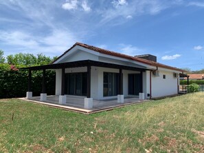 Exterior - Casa Abby Vacation Rental 8 minutes from Tamarindo Beach (Tamarindo)