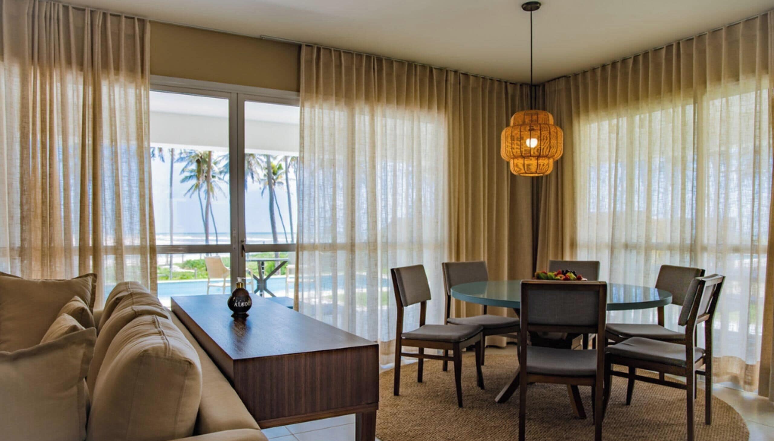 Basic Villa | Dining