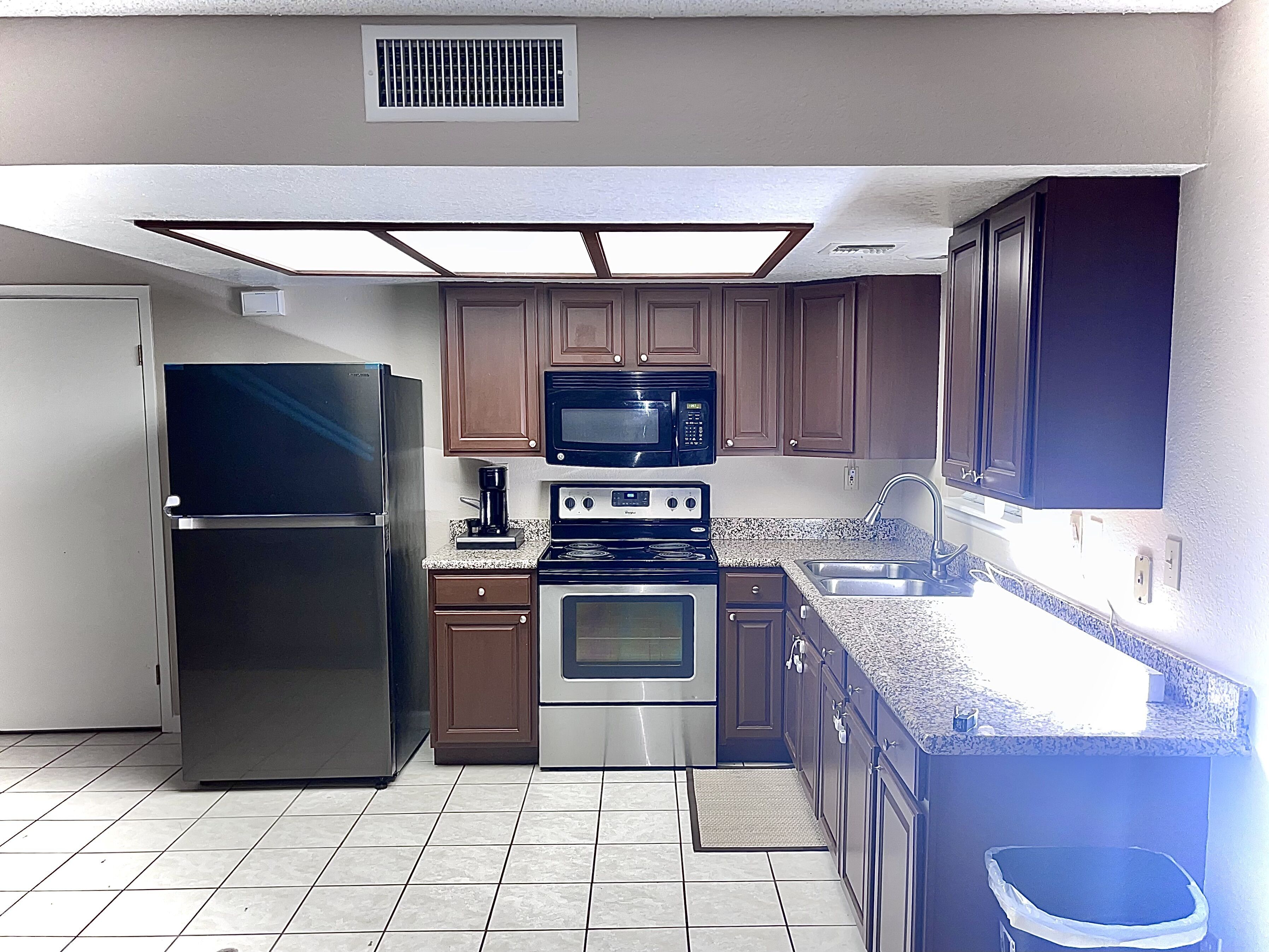 Private Condo Near Las Vegas Strip 