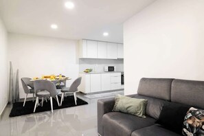 Interior - Cosy Amazing Flat in Ribeira by HostWise (Porto)
