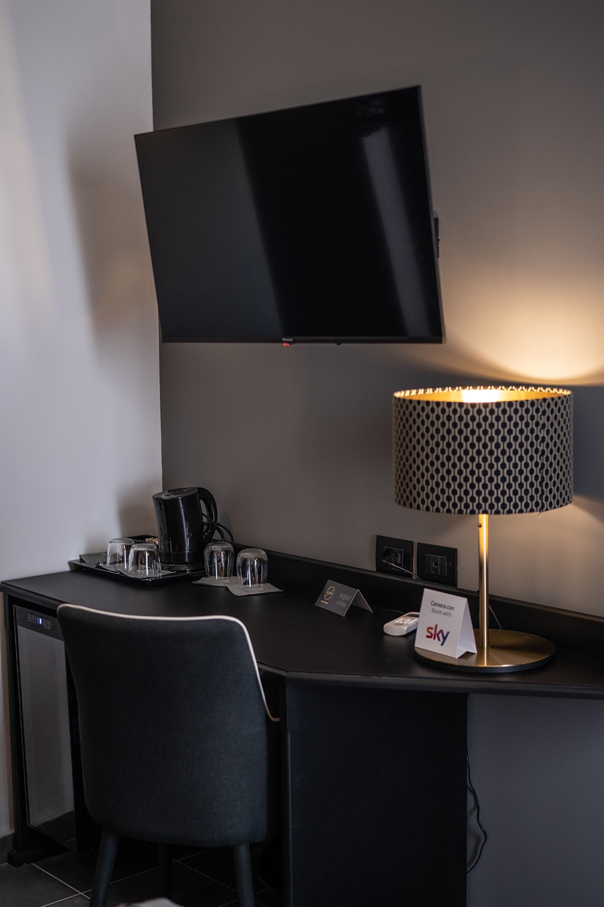 deluxe room | 1 bedroom, premium bedding, down duvets, memory-foam beds