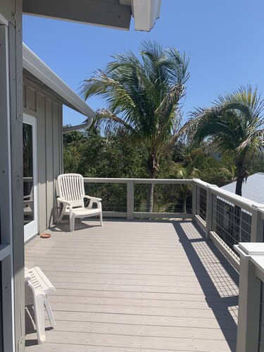 Beautiful Bokeelia!!!! Fishing dream! Bring your boat and your dog