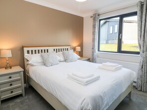 Stuga | 4 sovrum, individuell inredning, unika möbler och gratis wi-fi