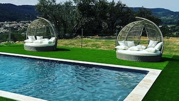 Piscine extérieure, piscine chauffée