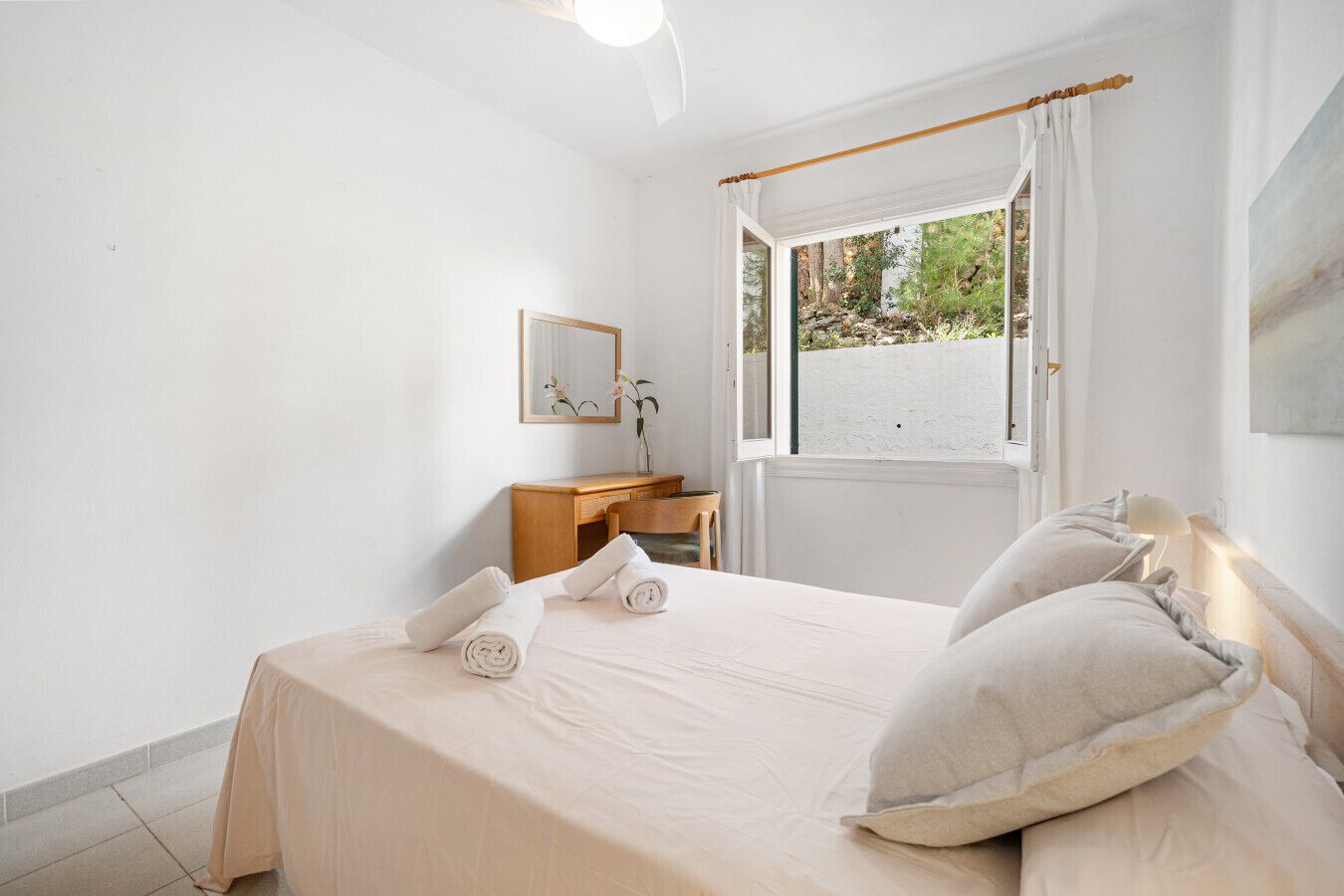 4 habitaciones, wifi gratis y ropa de cama 