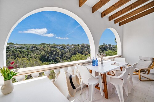 Spacious 4 bedroom apartment in Cala Galdana